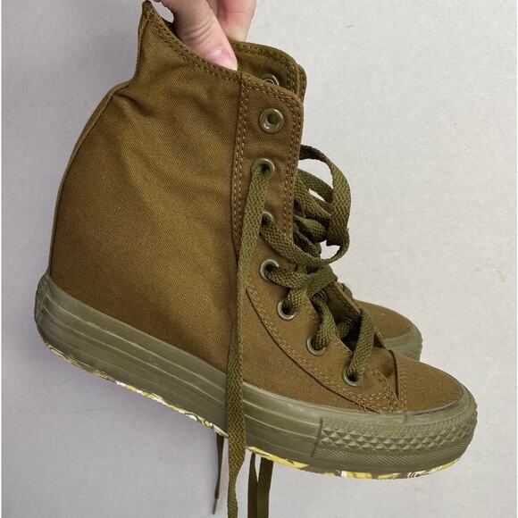 Converse Sneakers Womens 7 Chuck Taylor CT Army Green Lift Platform Hi Casual - Picture 3 of 12